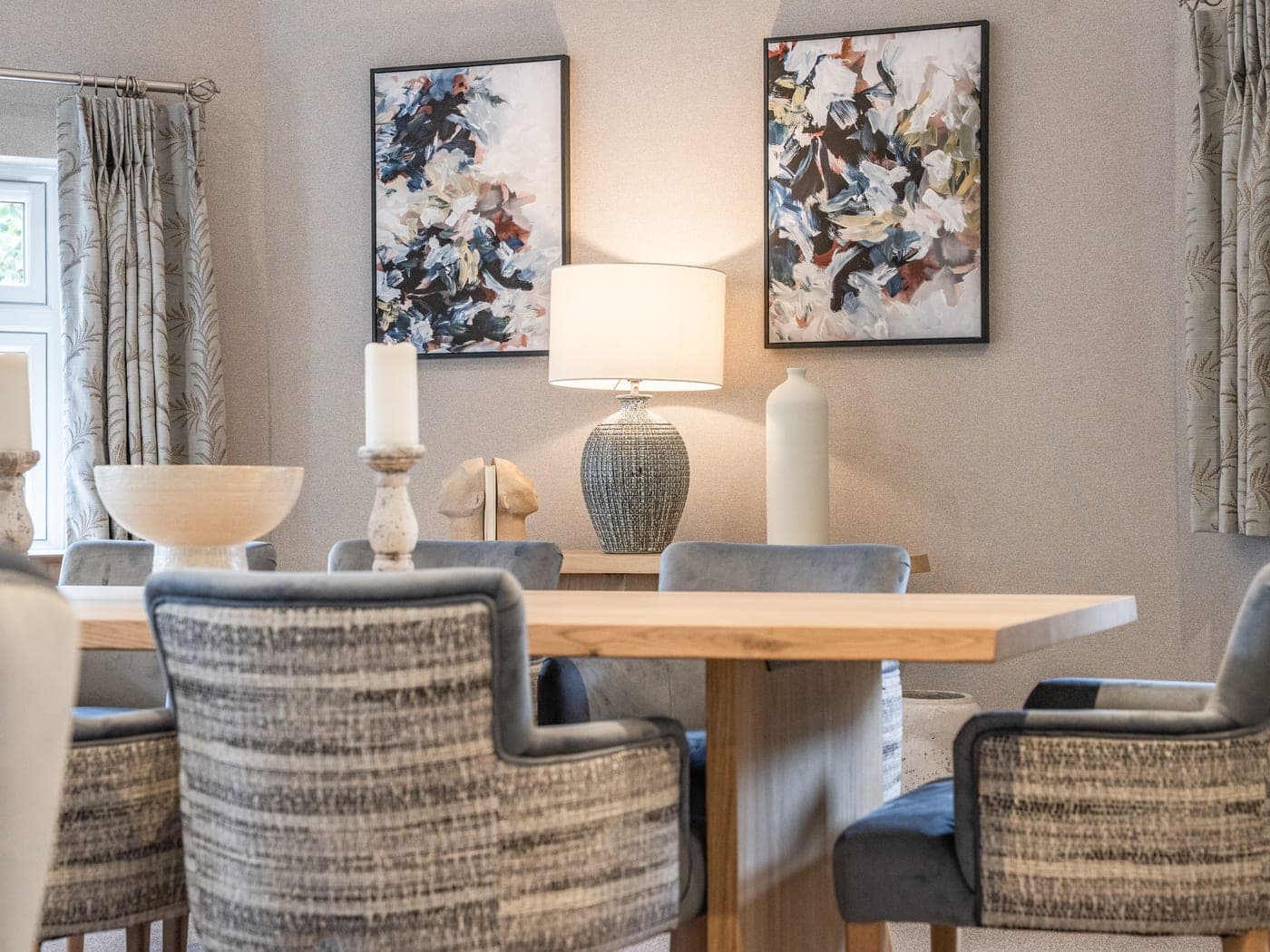 A dining room at Cedar Lodge